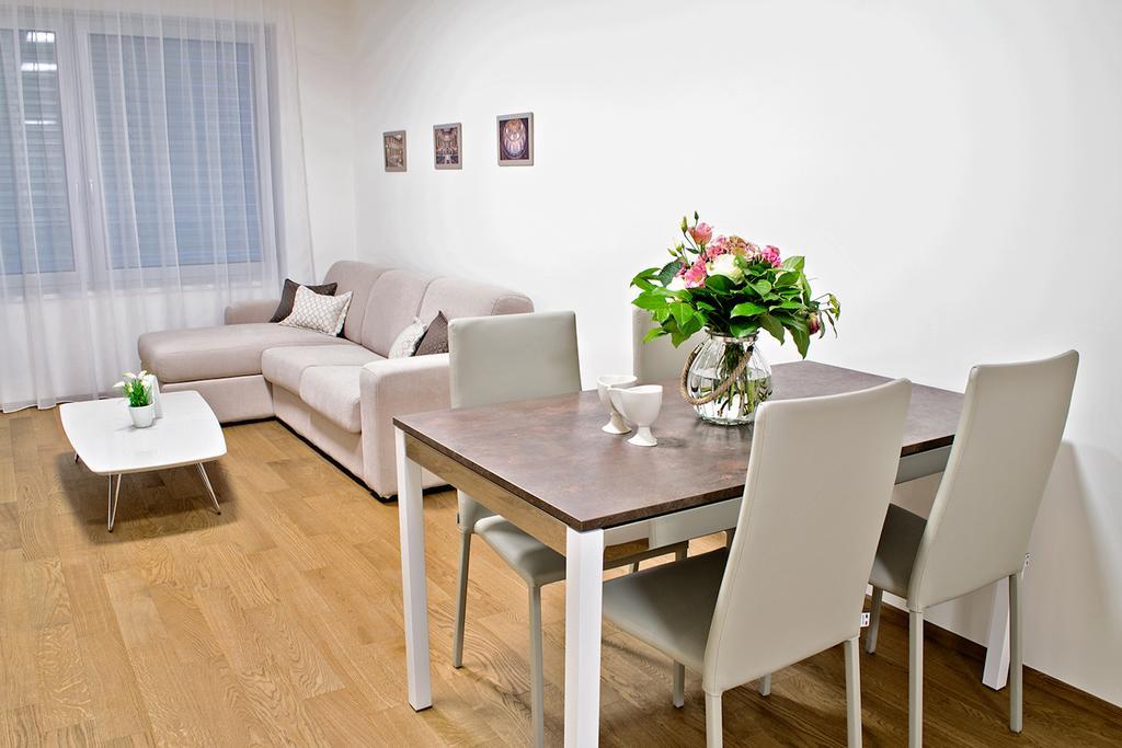 Apartament Rezidence Muzeum Praga Zewnętrze zdjęcie